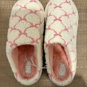 MIa COZI PInk Bow Slippers sz 8